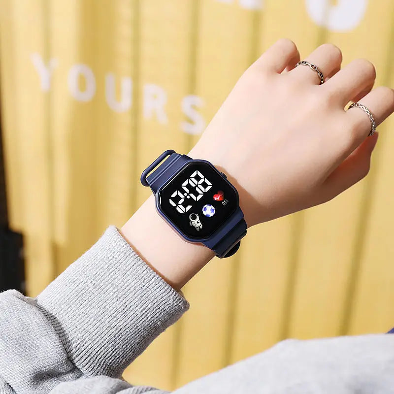 2025 LED Digital Watch For Kids Boys Sports Waterproof Watches Girls Silicone Digital Watch Casual Childrens Electronic Reloj