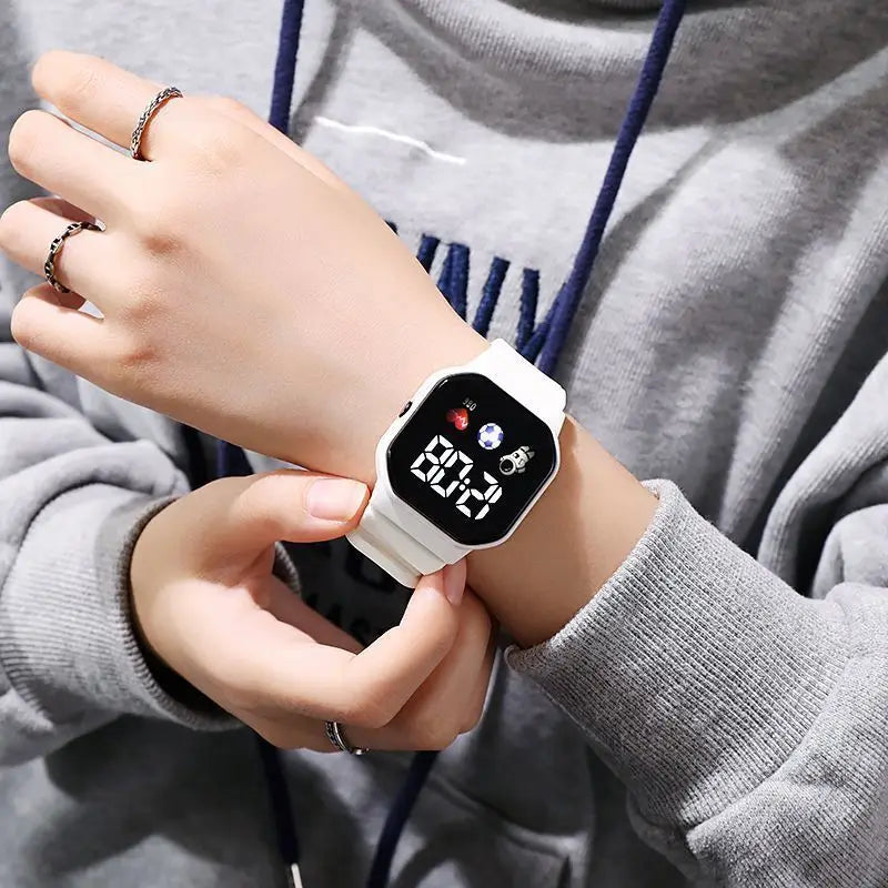 2025 LED Digital Watch For Kids Boys Sports Waterproof Watches Girls Silicone Digital Watch Casual Childrens Electronic Reloj
