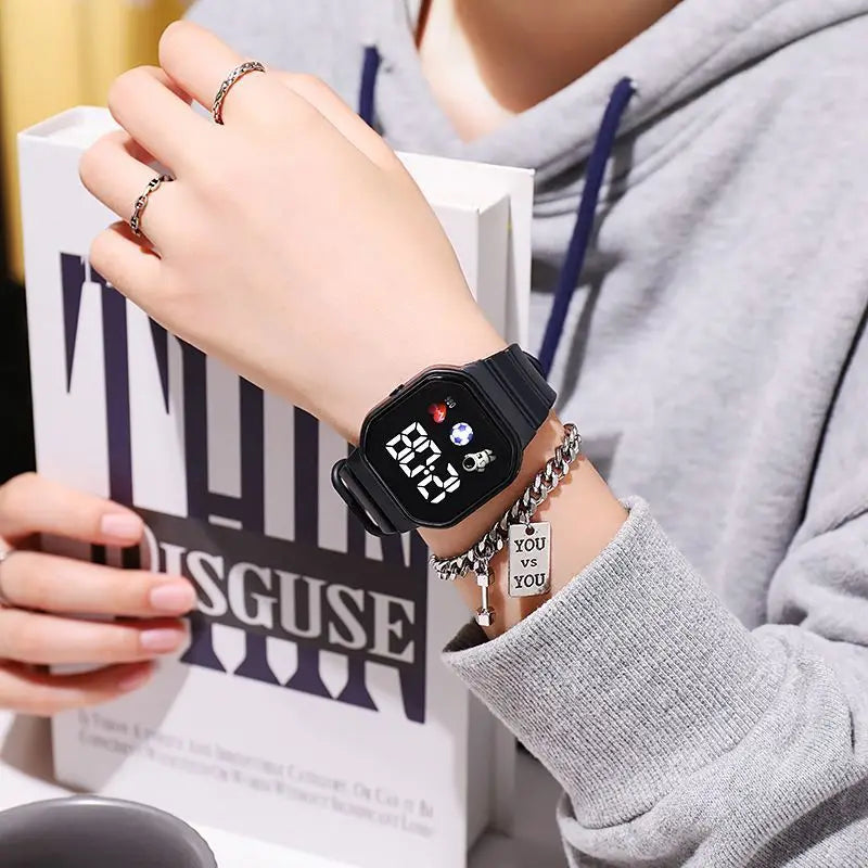 2025 LED Digital Watch For Kids Boys Sports Waterproof Watches Girls Silicone Digital Watch Casual Childrens Electronic Reloj