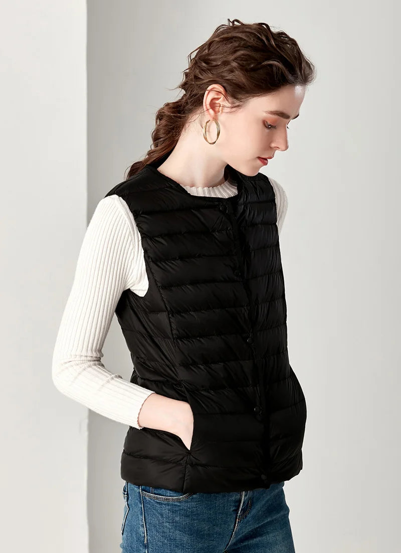 New Causal Women White Duck Down Vest Ultra Light Vest Jacket Winter Weightless Round Collar Sleeveless Coat