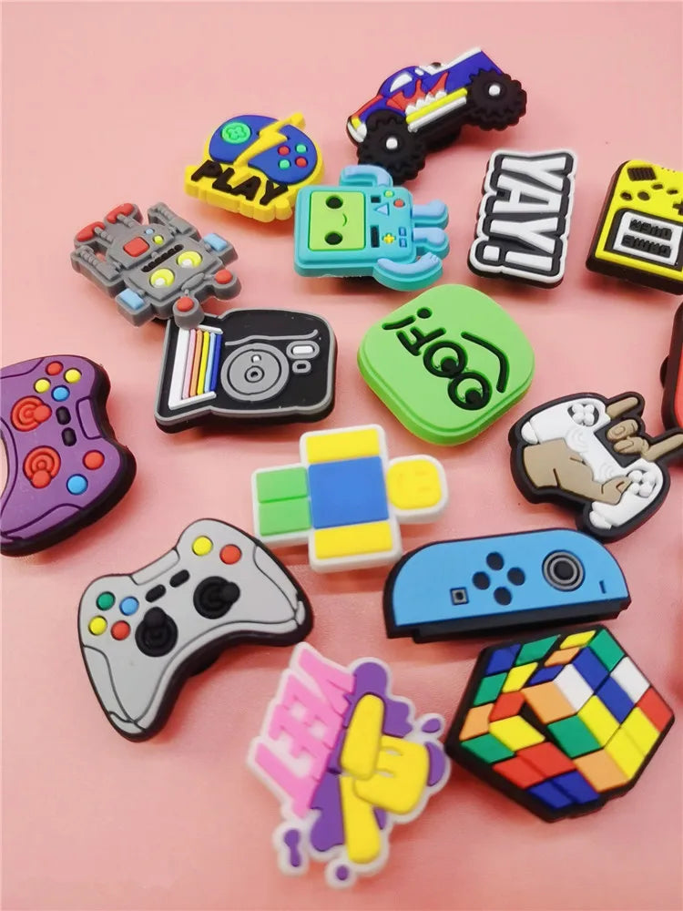 Game Style Shoe Charms Decorations Funny Pattern Buckle Accessories Clogs Charm Ornaments Adult Children Halloween Party Gifts