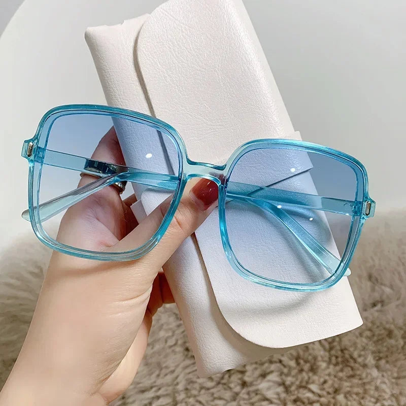 Men Women Oversized Sun Glasses Fashion Style Gradient Color Sunglasses Unisex Retro Square Frame Travel Goggle Shades Eyewear