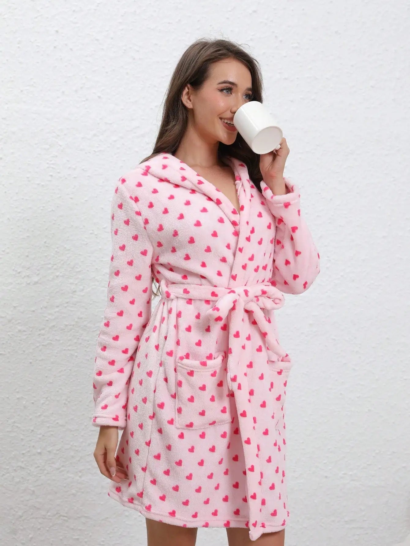 Ladies' long bathrobes, bathrobes, flannel bathrobes, pajamas, thickened European and American printed loose, autumn and winter
