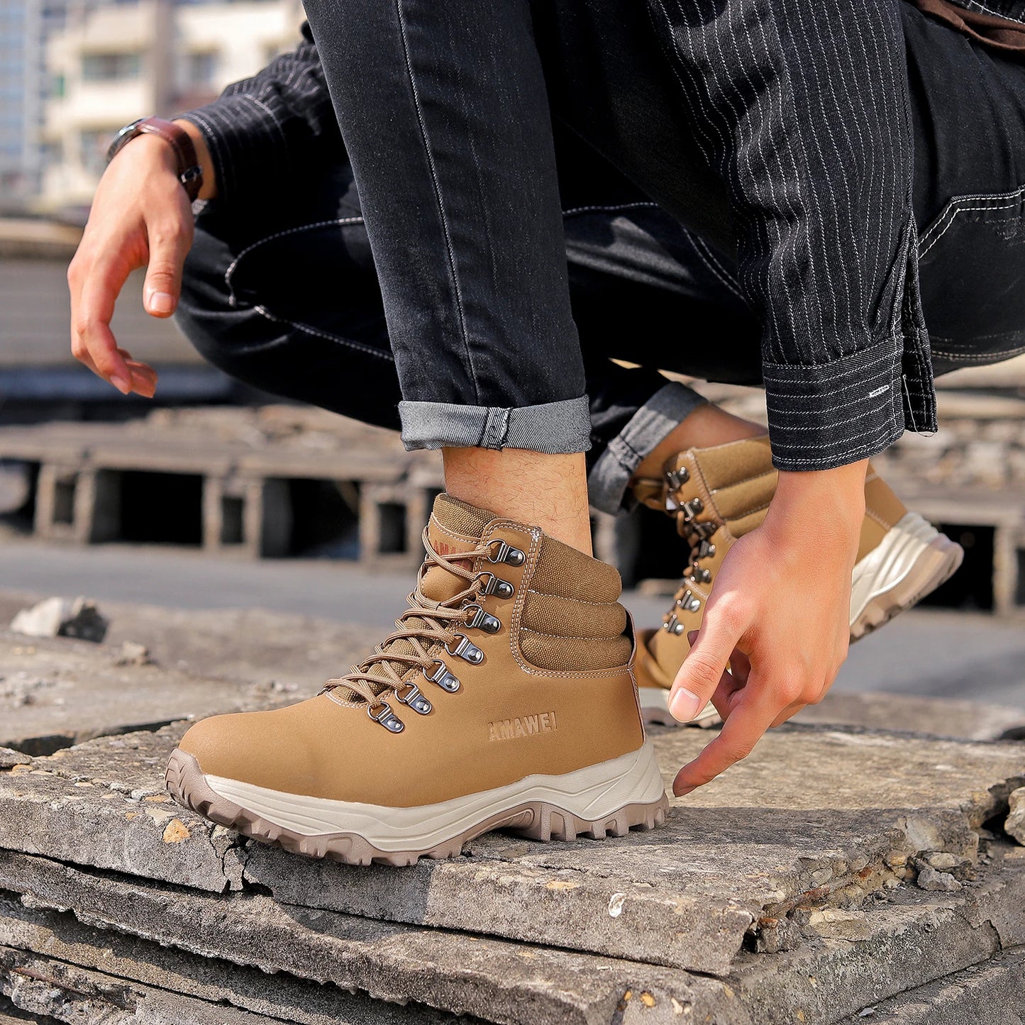 Safety Shoes for Men Waterproof Steel Toe Shoes Anti-smash Construction Boot Work Utility Shoes High Top Indestructible Shoes