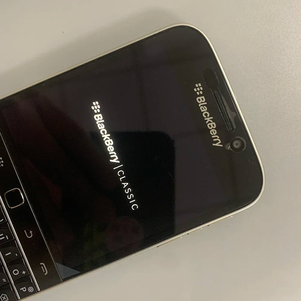 Original BlackBerry Q20 4G LTE Mobile Phone 95%New 3.5" 2GB RAM 16G ROM 8MP+2MP Camera WiFi BlackBerryOS Smartphone
