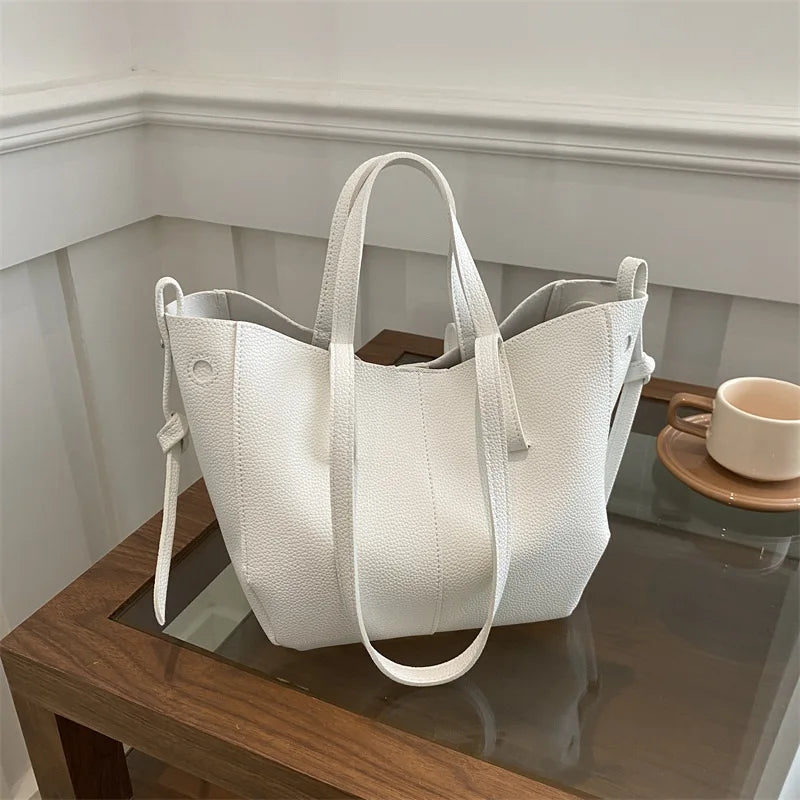 Stylish Casual Tote Bag, Large Capacity PU Leather Handbag Women Wing Bag, Fashionable Woman Bags, Commuting Shoulder Armpit Bag
