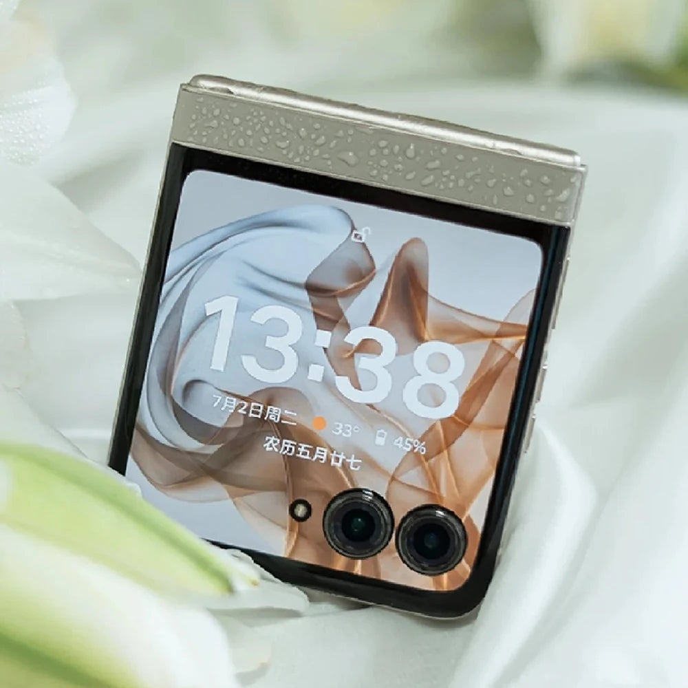 Global ROM Motorola Moto razr 50 Folded Screen Phone Main 6.9 inch FHD+ pOLED Secondary screen 3.6 inch MTK Dimensity 7300X 50MP