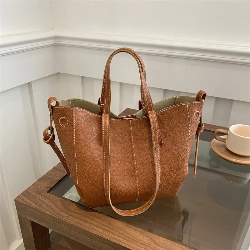 Stylish Casual Tote Bag, Large Capacity PU Leather Handbag Women Wing Bag, Fashionable Woman Bags, Commuting Shoulder Armpit Bag
