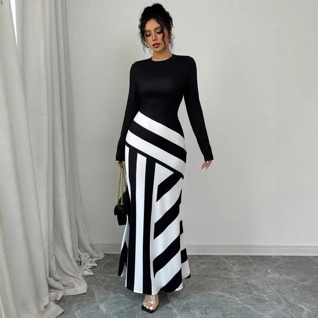 Sexy Women's Maxi Dresses New Autumn Streetwear Fashion Black White Patchwork Casual Slim Dress Elegant Knitted Dresses Clothing