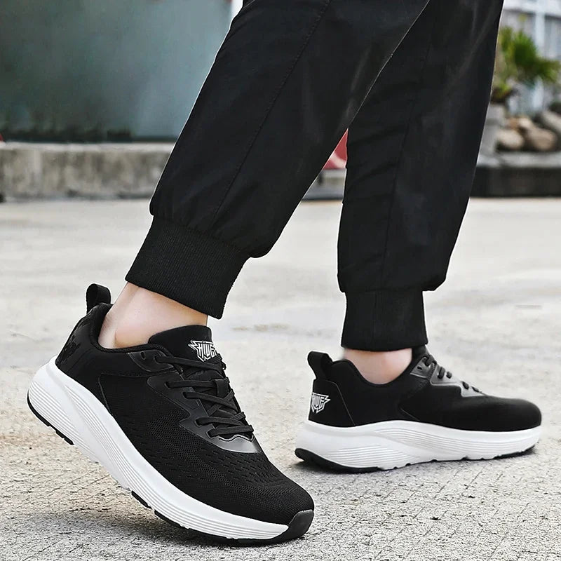 Men's new sports shoes fashion comfortable four season outdoor thick sole wear-resistant height increasing leisure sports shoes