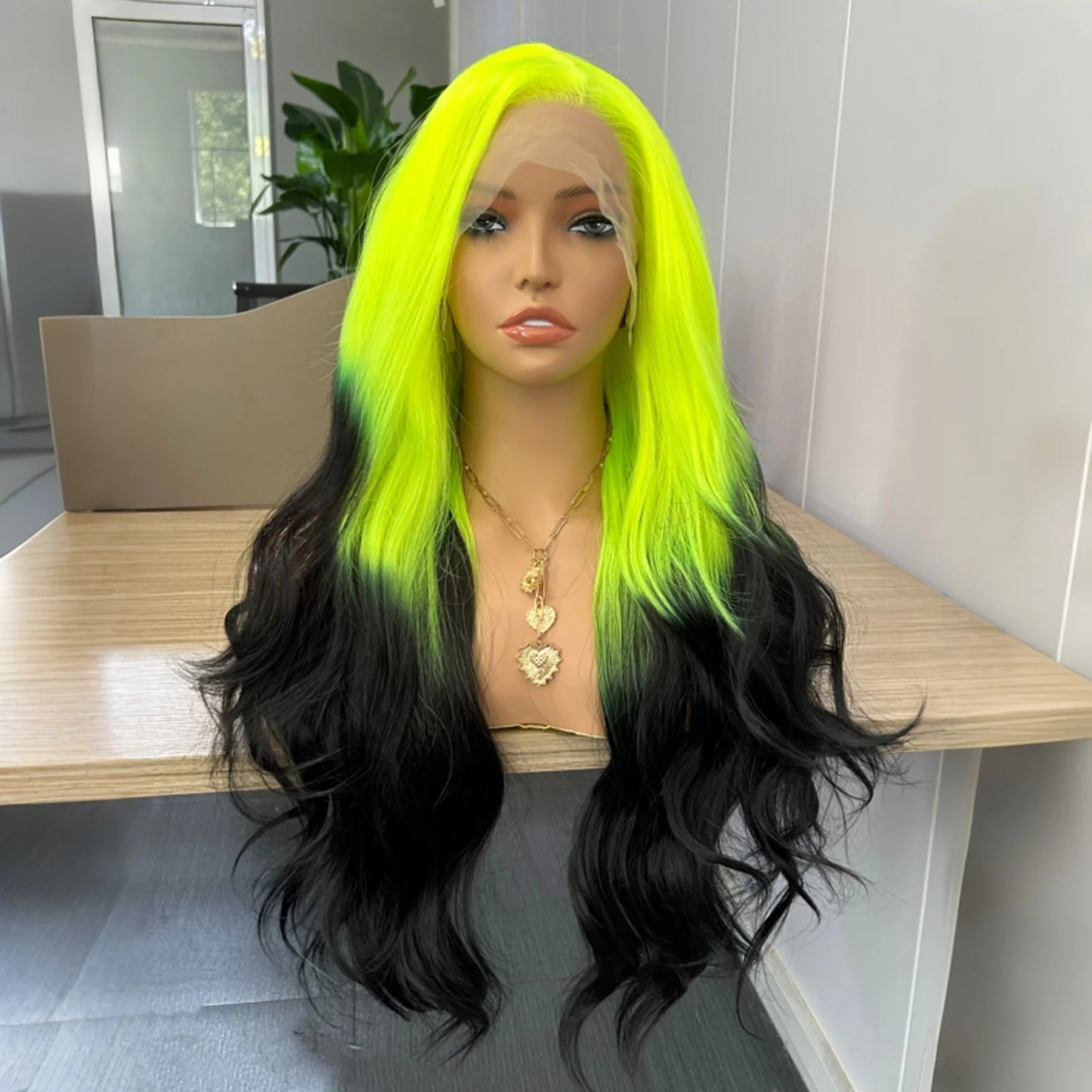 Long Wavy Body Wave Neon Green Black Ombre Wig Synthetic Free Part 13X4 Fluorescent Colored Wigs for Women Party Cosplay Costume
