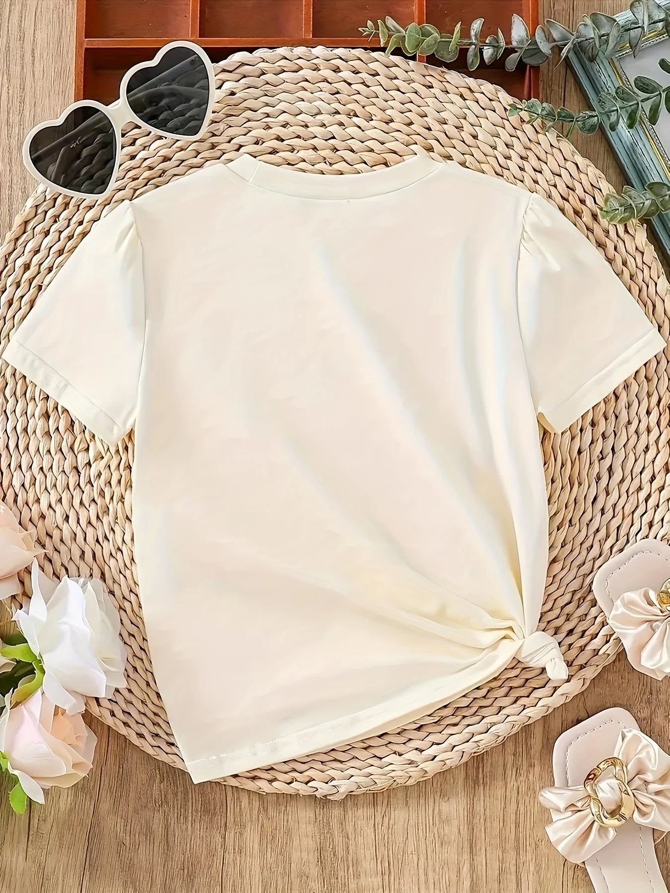 Women's Paris Print Crew Neck T-Shirt - Casual Loose Fit Short Sleeve Top with Eiffel Tower & French Lettering Design