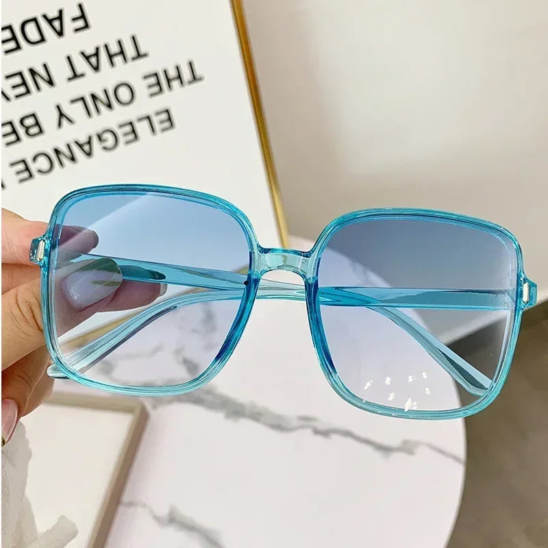 Men Women Oversized Sun Glasses Fashion Style Gradient Color Sunglasses Unisex Retro Square Frame Travel Goggle Shades Eyewear