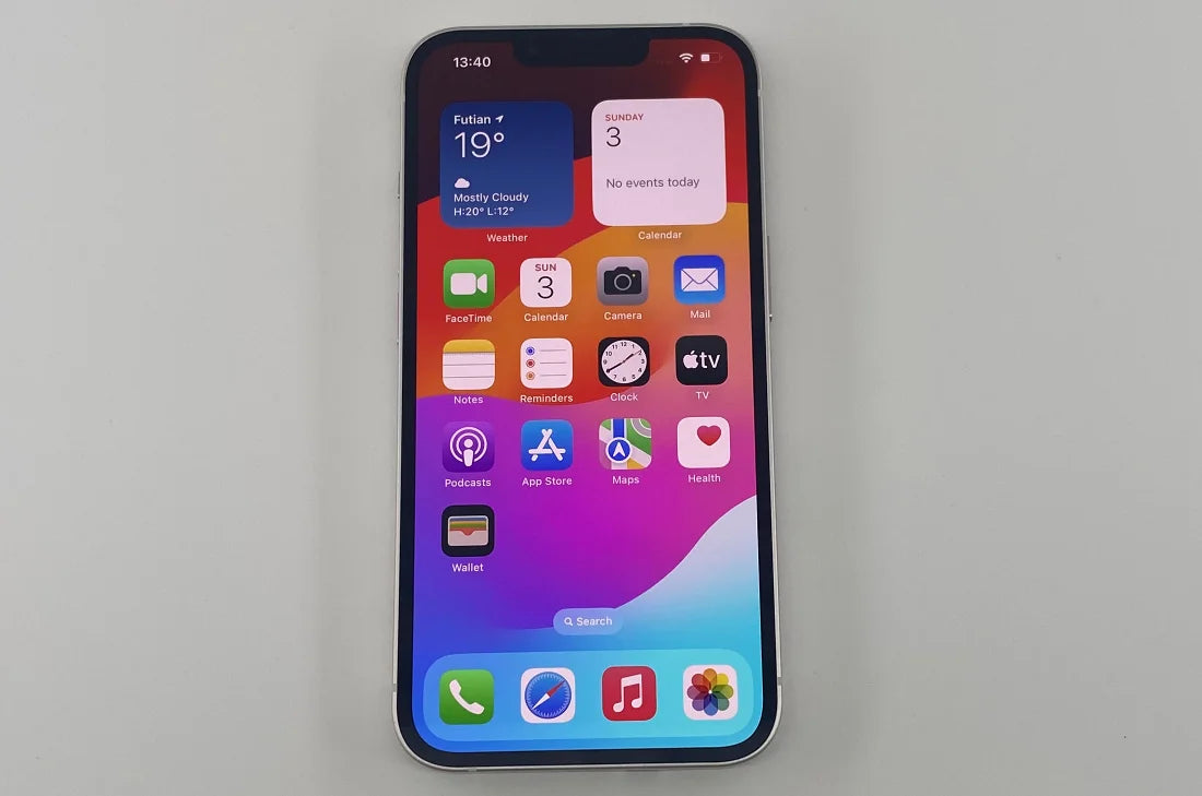 iPhone 13 128GB/256GB ROM Unlocked A15 Chip IOS 5G phone Face ID 6.1" OLED Screen Smartphone iphone13 cellphone