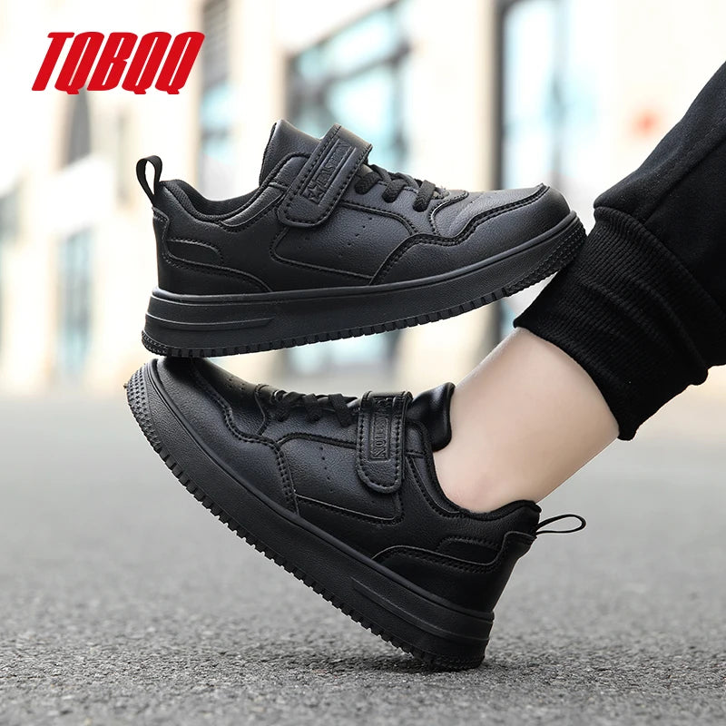 Kids' Classic Black Skate Shoes Boy Lightweight Breathable Casual Sneakers with Cushioned Insole Non-Slip Design for School