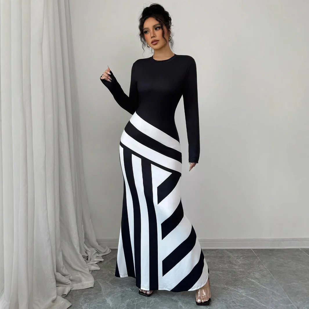 Sexy Women's Maxi Dresses New Autumn Streetwear Fashion Black White Patchwork Casual Slim Dress Elegant Knitted Dresses Clothing