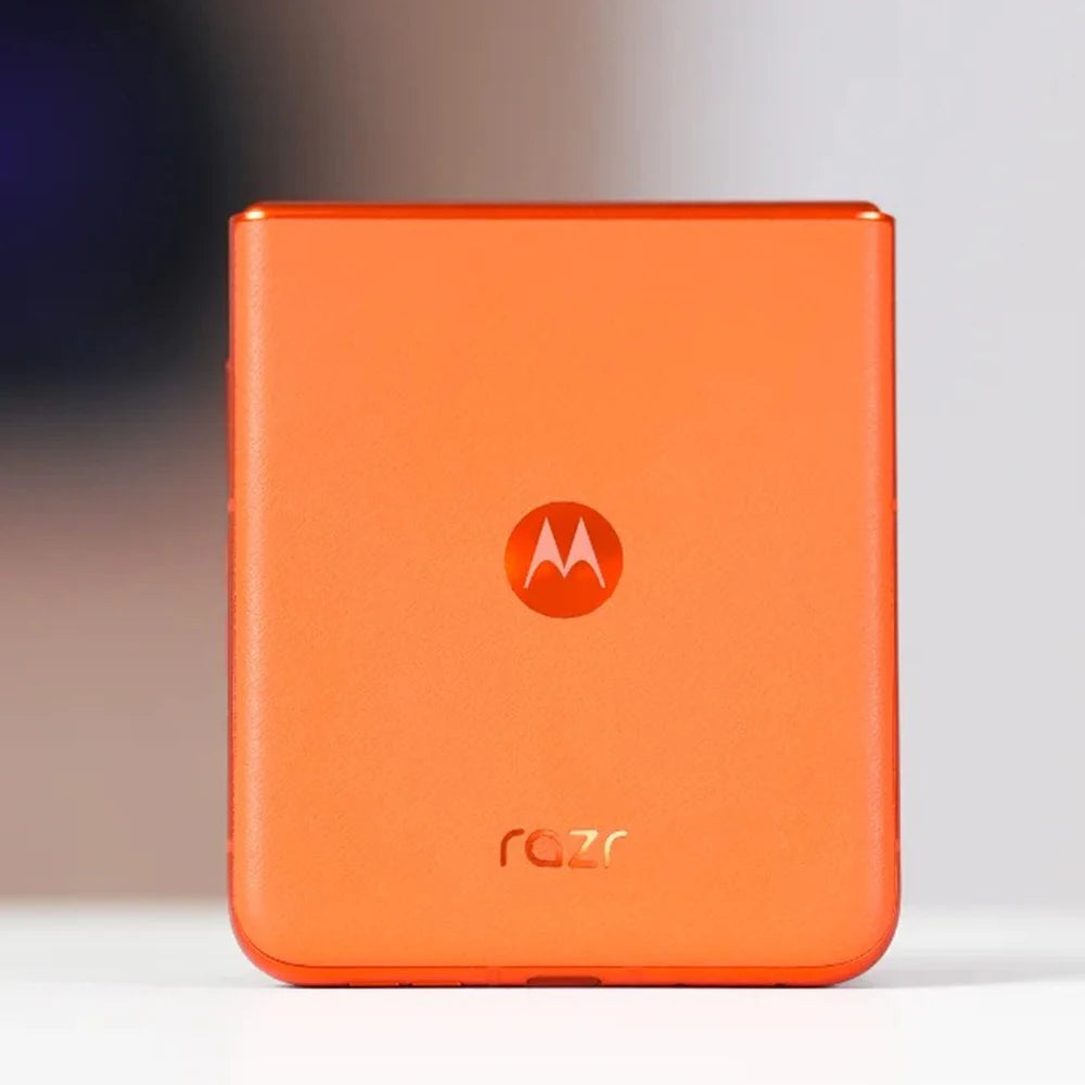 Global ROM Motorola Moto razr 50 Folded Screen Phone Main 6.9 inch FHD+ pOLED Secondary screen 3.6 inch MTK Dimensity 7300X 50MP