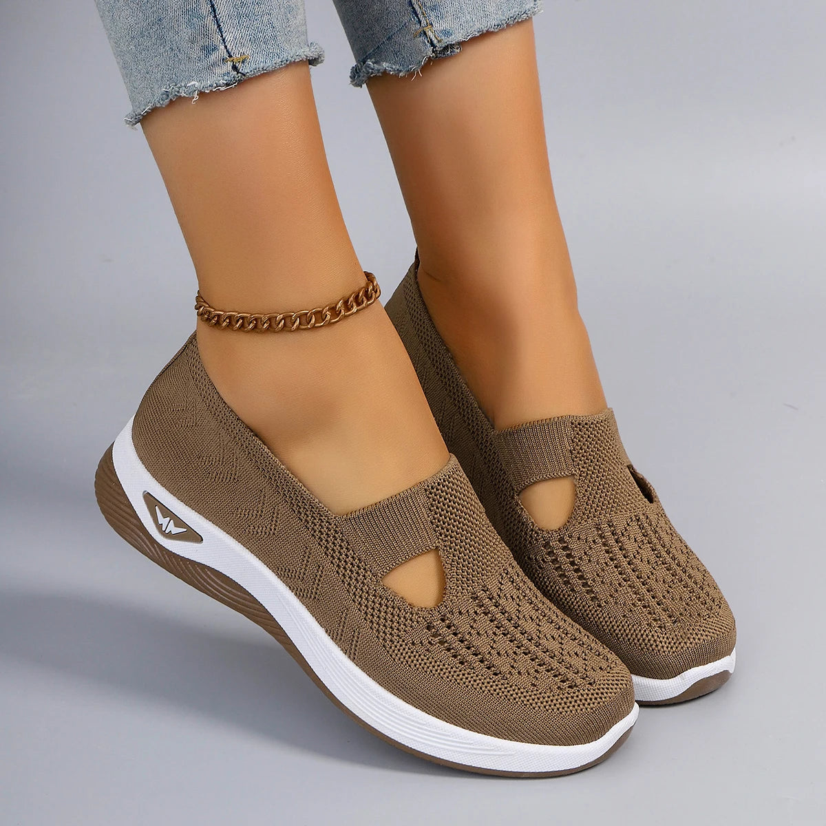 Spring new women's sports shoes, fashionable, breathable, lightweight, non-slip, wear-resistant, casual sports shoes, flat shoes