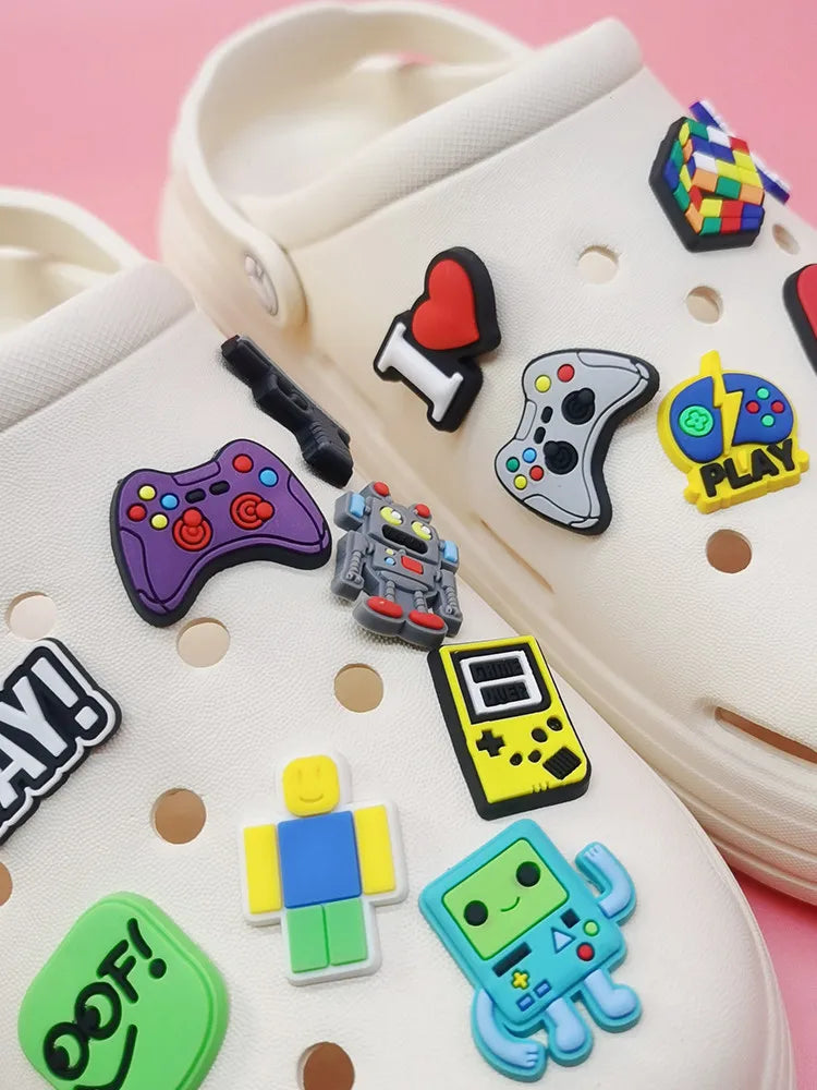 Game Style Shoe Charms Decorations Funny Pattern Buckle Accessories Clogs Charm Ornaments Adult Children Halloween Party Gifts