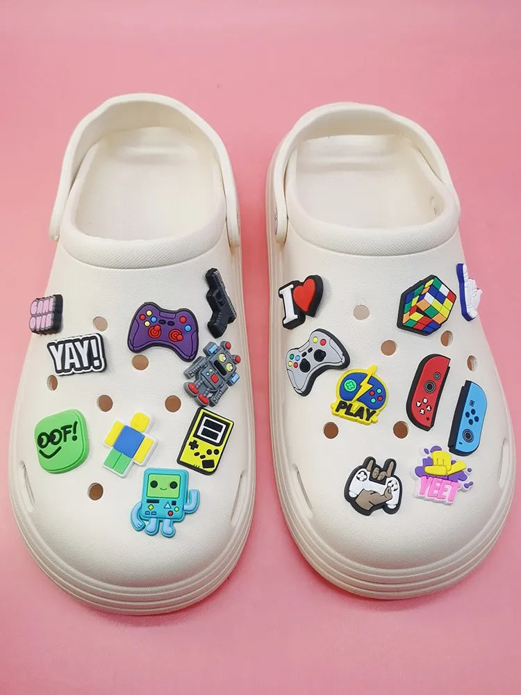 Game Style Shoe Charms Decorations Funny Pattern Buckle Accessories Clogs Charm Ornaments Adult Children Halloween Party Gifts