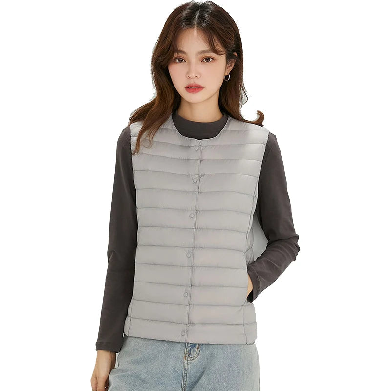 New Causal Women White Duck Down Vest Ultra Light Vest Jacket Winter Weightless Round Collar Sleeveless Coat