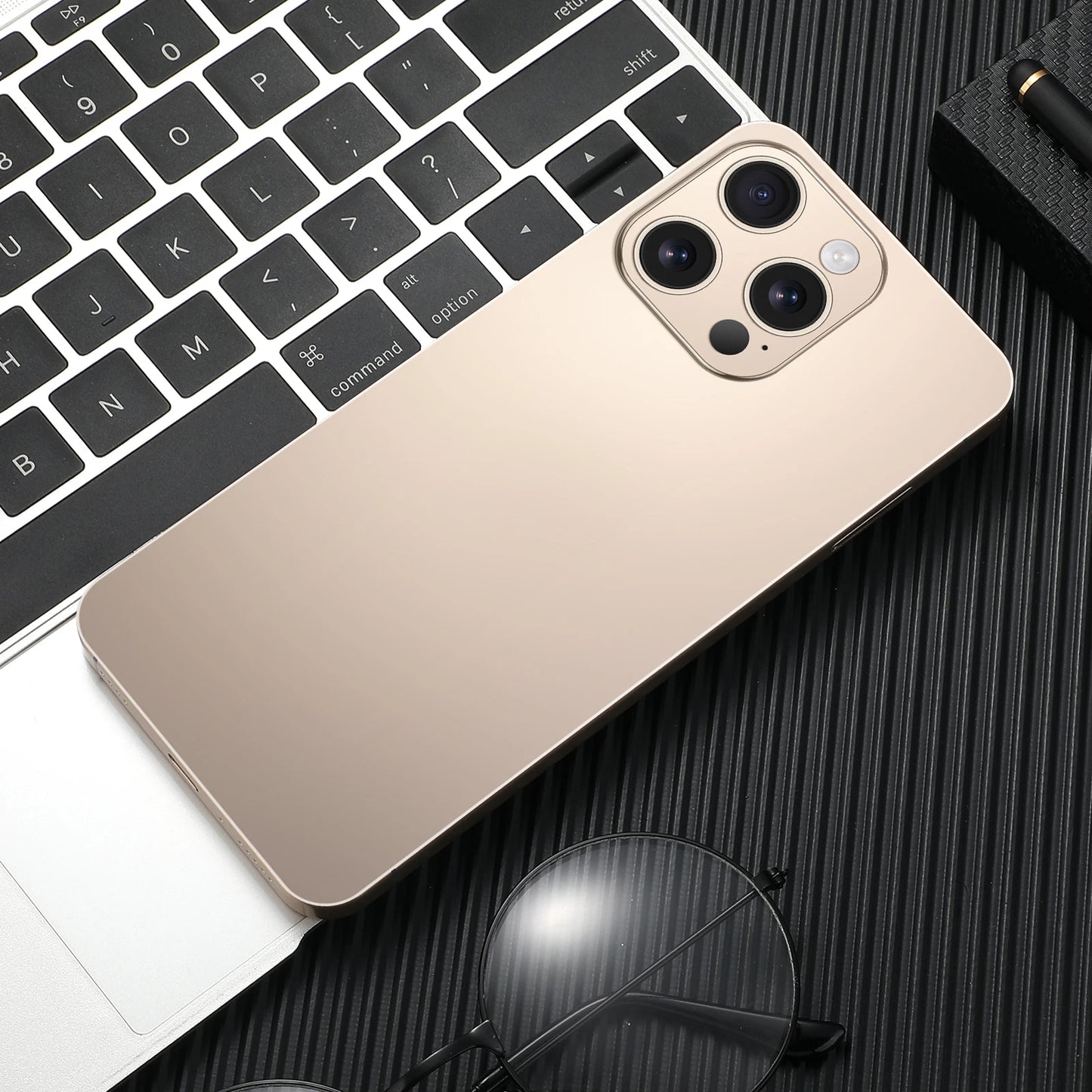 7.3" Display Phone Case Designed for Snapdragon 8 Gen 3 Performance 8000mAh Battery Life