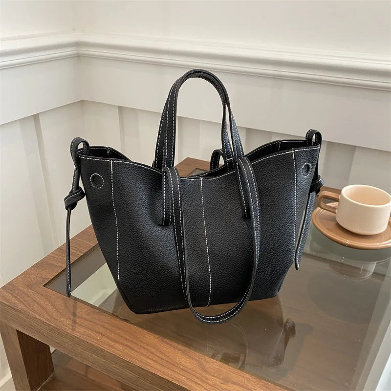 Stylish Casual Tote Bag, Large Capacity PU Leather Handbag Women Wing Bag, Fashionable Woman Bags, Commuting Shoulder Armpit Bag