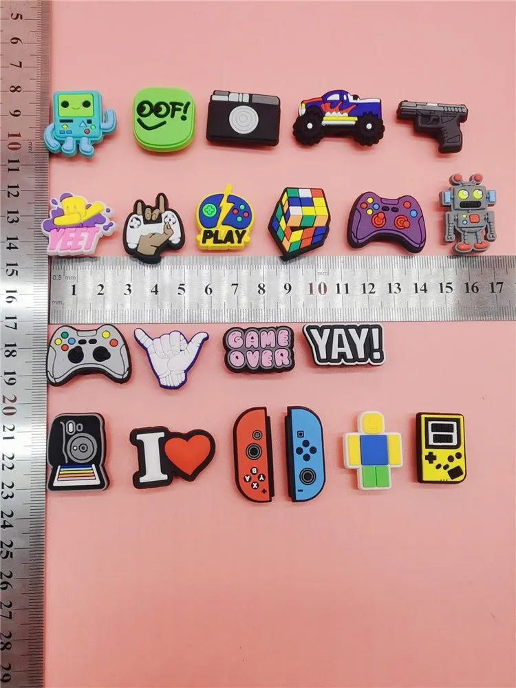 Game Style Shoe Charms Decorations Funny Pattern Buckle Accessories Clogs Charm Ornaments Adult Children Halloween Party Gifts