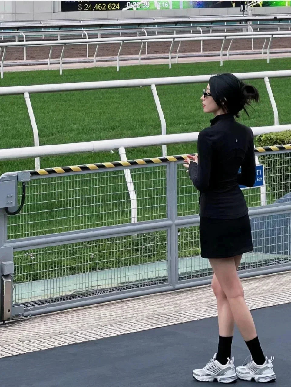 Yoga Clothes Women Define Jacket With Logo Wear Long Sleeve Full Zipper Sports Gym Workout Clothing Slim Fit Dupes Athletic