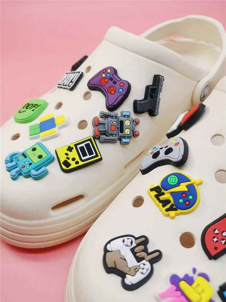 Game Style Shoe Charms Decorations Funny Pattern Buckle Accessories Clogs Charm Ornaments Adult Children Halloween Party Gifts
