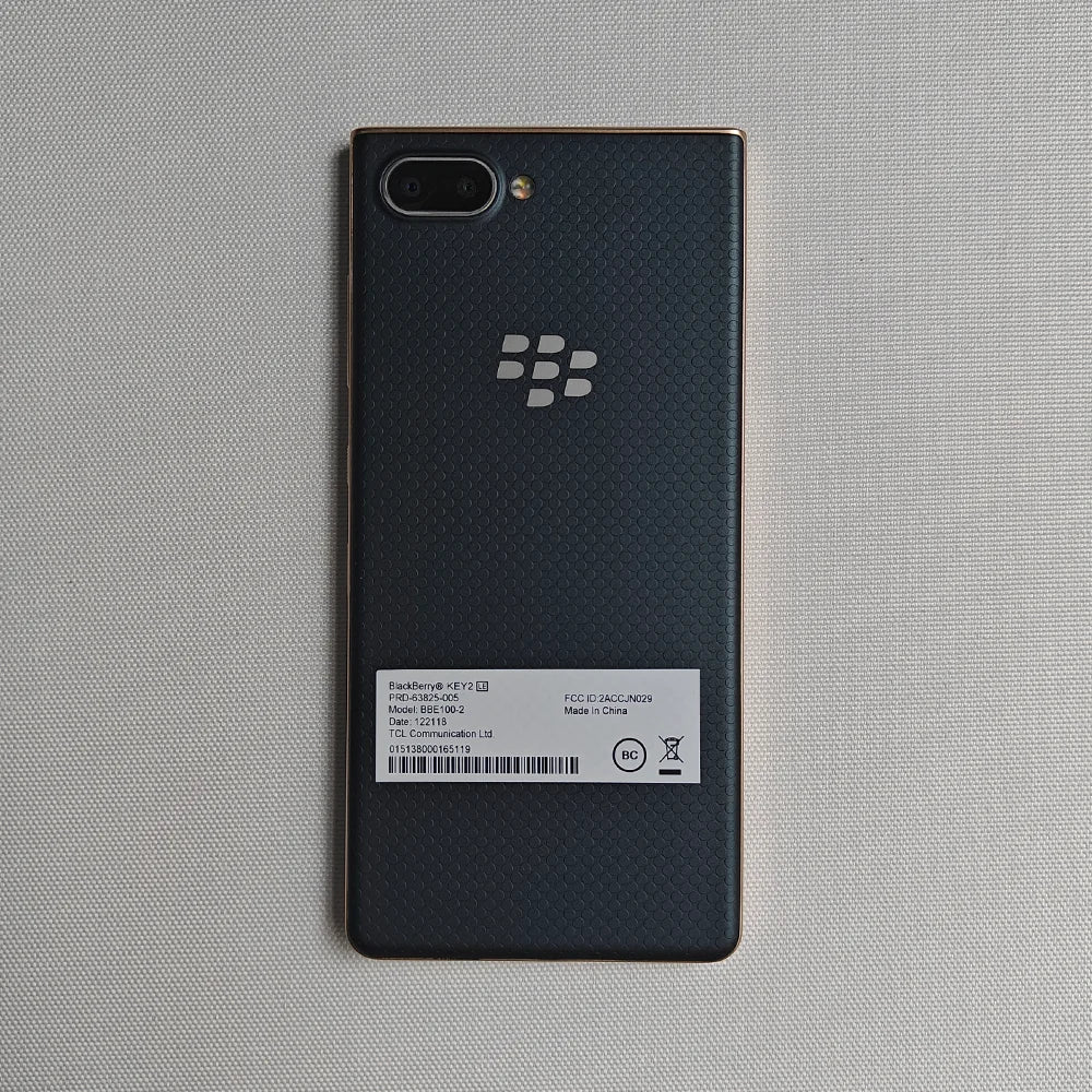 BlackBerry Key2 LE 4G LTE Mobile Phone 4.5'' IPS LCD 3GB/4GB RAM 32GB/64GB ROM 13MP+5MP Octa-Core Android Keyboard SmartPhone