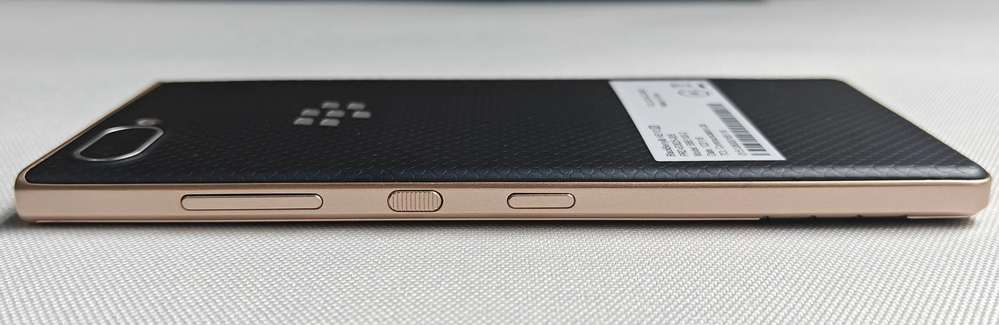 BlackBerry Key2 LE 4G LTE Mobile Phone 4.5'' IPS LCD 3GB/4GB RAM 32GB/64GB ROM 13MP+5MP Octa-Core Android Keyboard SmartPhone