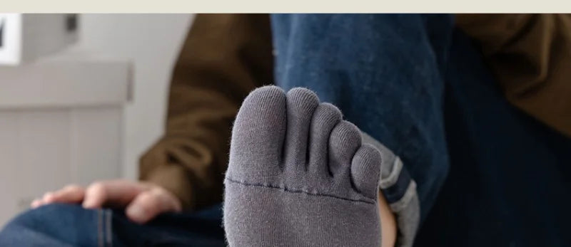 Men's Cotton 5 Toe Socks Mid Cuff Anti Odor Sweat Wicking Non Slip for Spring Autumn Casual Athletic Solid Color Daily Comfort