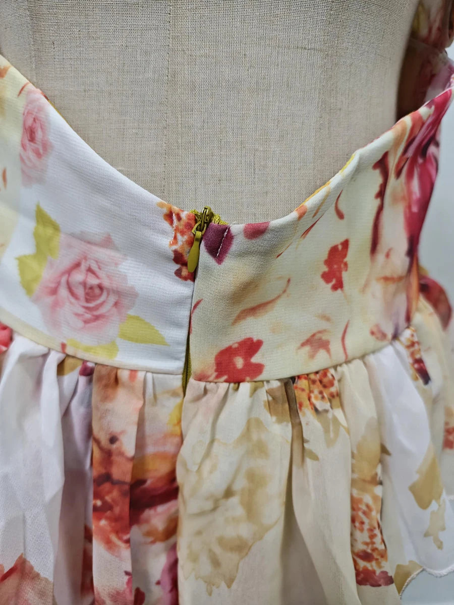 VGH Runway Style Maxi Dresses for Women V Neck Sleeveless High Waist Patchwork Ruffles Edge French Sexy Printed Dress Female New