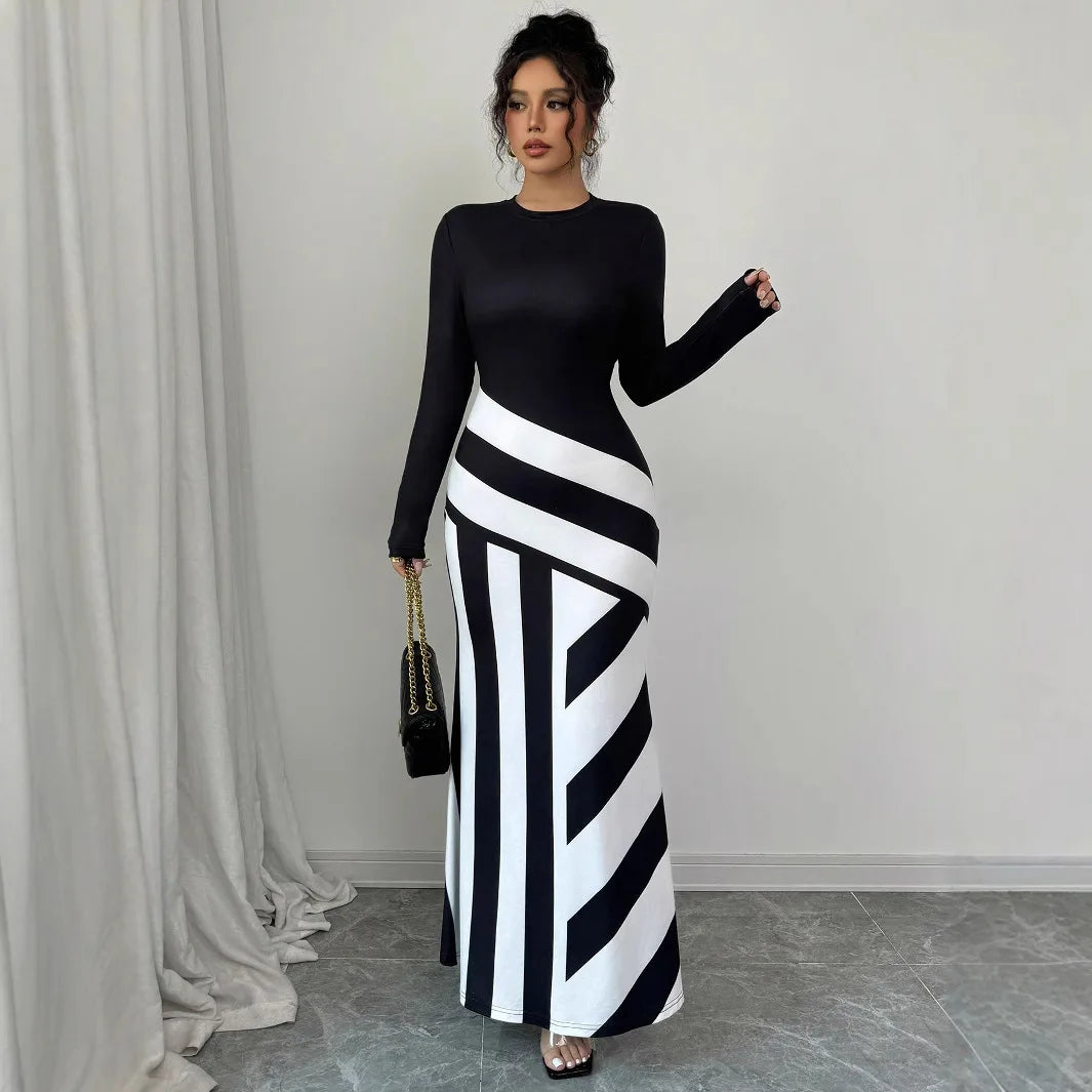 Sexy Women's Maxi Dresses New Autumn Streetwear Fashion Black White Patchwork Casual Slim Dress Elegant Knitted Dresses Clothing