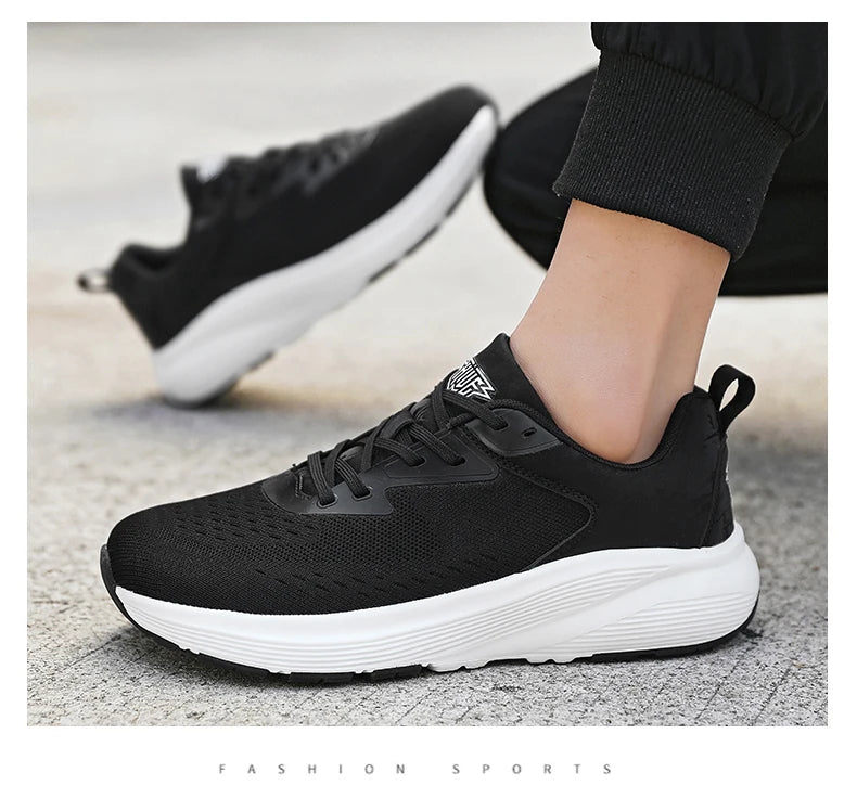 Men's new sports shoes fashion comfortable four season outdoor thick sole wear-resistant height increasing leisure sports shoes