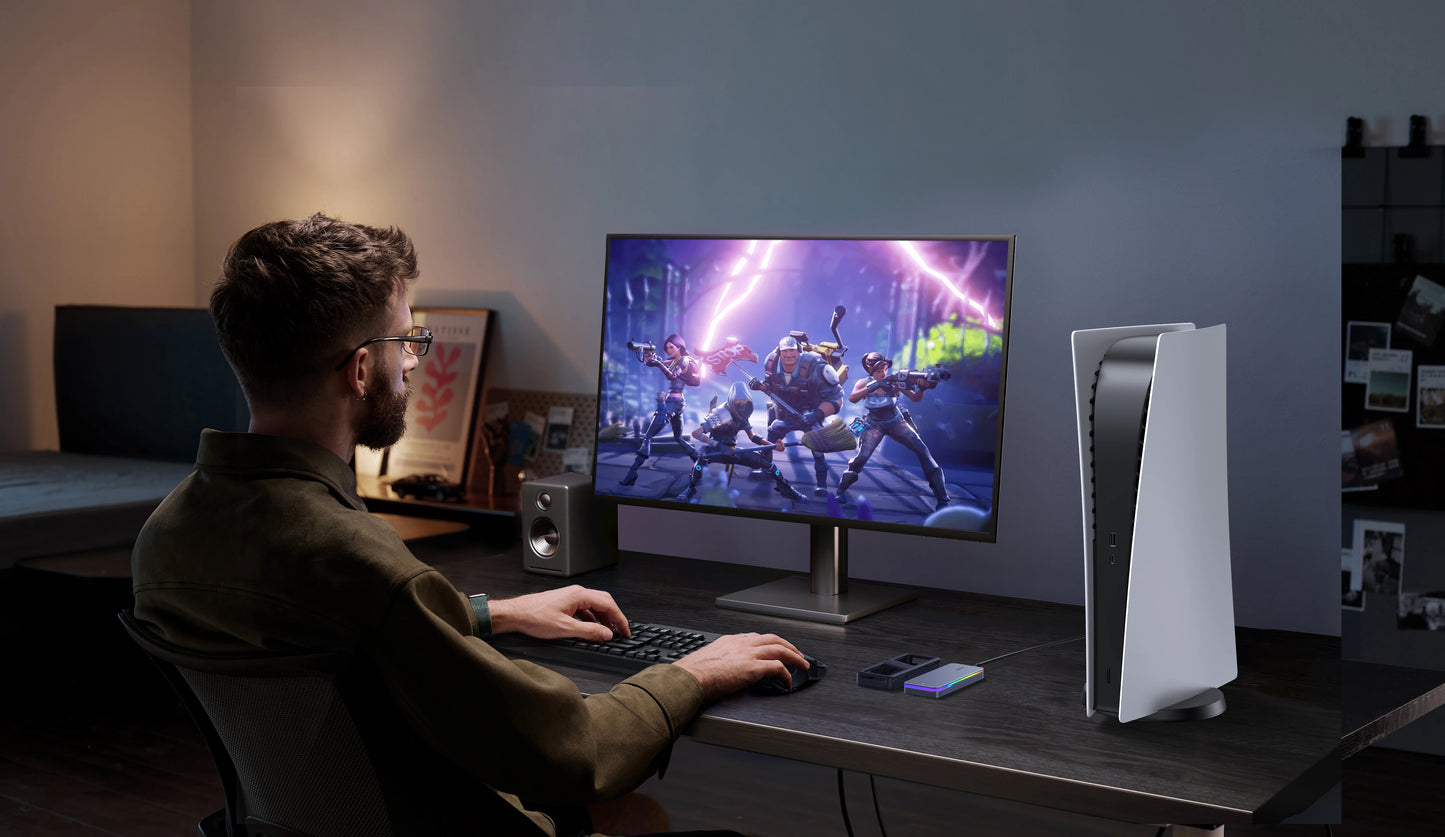 UGREEN 20Gbps M.2 SSD Case NVMe SATA SSD Enclosure Adapter USB 3.2 Gen2 External Enclosure Supports RGB Lighting effect