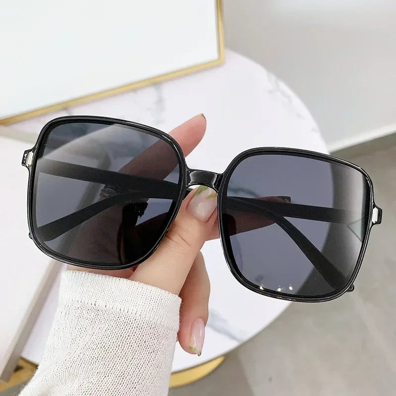 Men Women Oversized Sun Glasses Fashion Style Gradient Color Sunglasses Unisex Retro Square Frame Travel Goggle Shades Eyewear