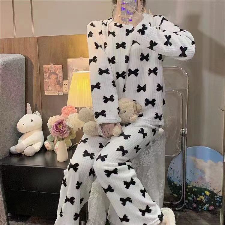 2022 Autumn Winter Warm Flannel Women Pyjamas Sets Thick Coral Velvet Long Sleeve Cartoon Sleepwear Thin Flannel Pajamas Set